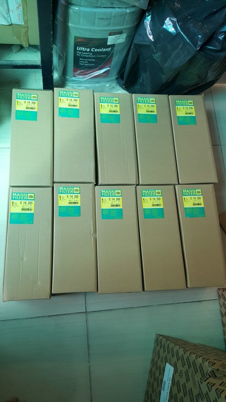 Lọc gió Mann C14200